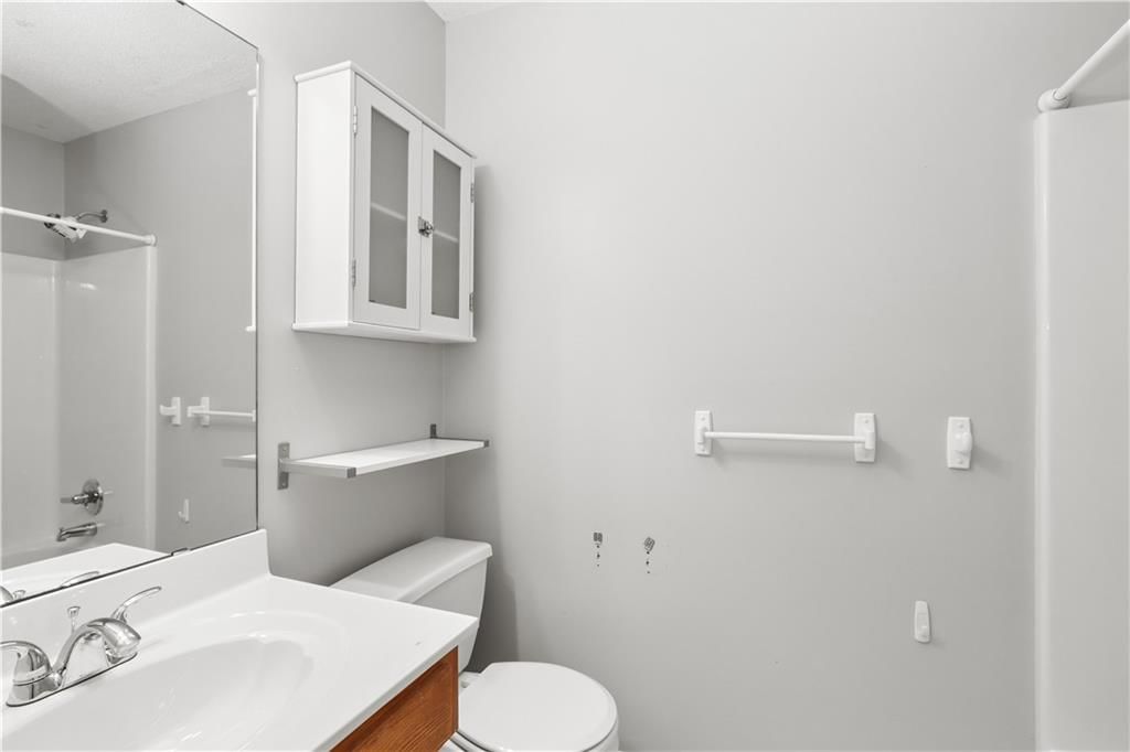 7000 NE 72nd Street — photo 12