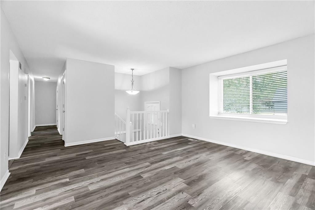 4012 S Marshall Drive — photo 5