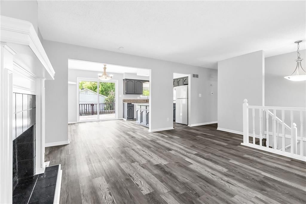 4012 S Marshall Drive — photo 6
