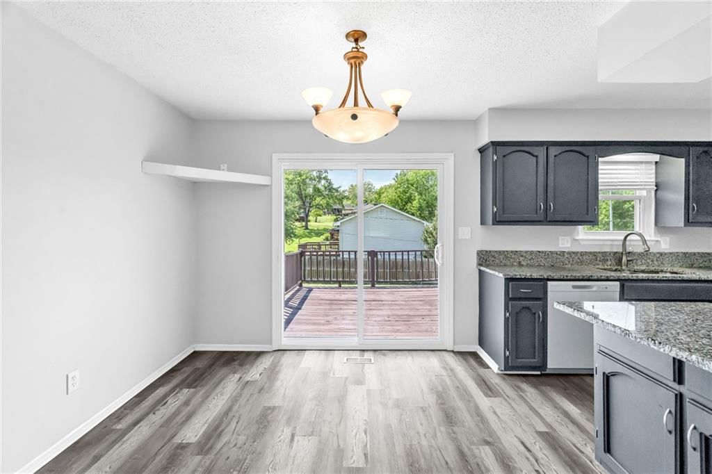 4012 S Marshall Drive — photo 10