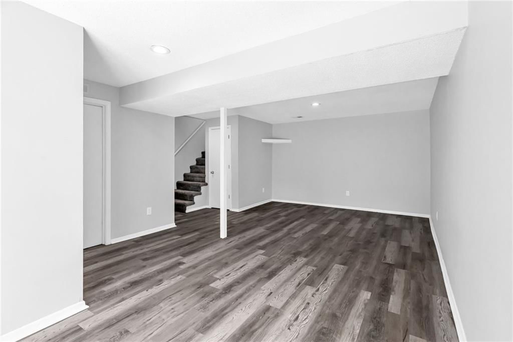4012 S Marshall Drive — photo 13