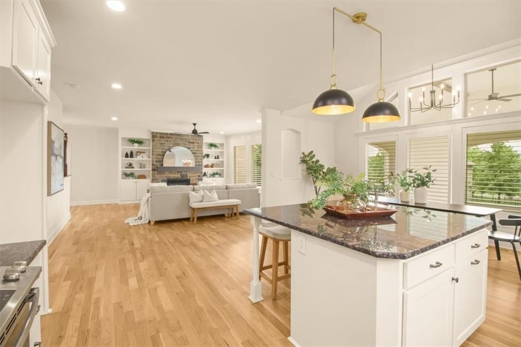 1854 NE Park Ridge Drive — photo 11