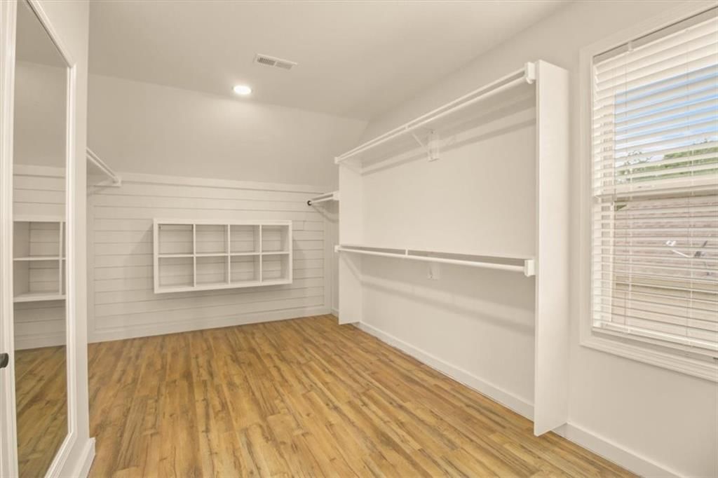 1854 NE Park Ridge Drive — photo 21