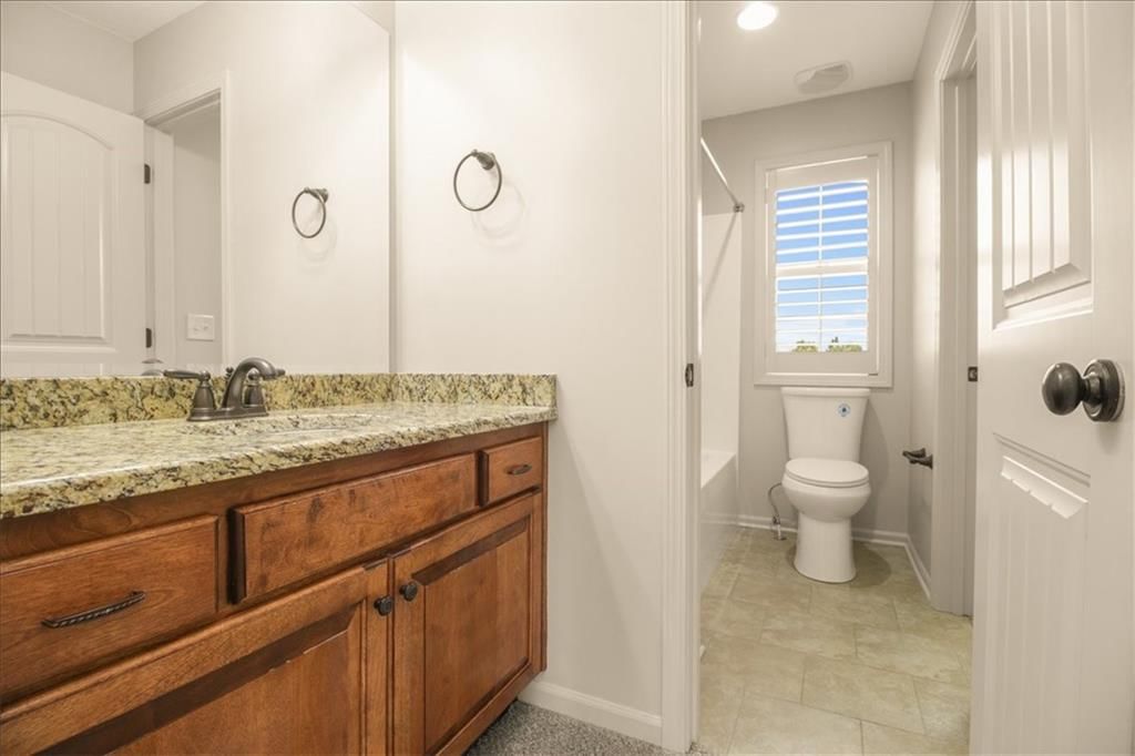 1854 NE Park Ridge Drive — photo 28