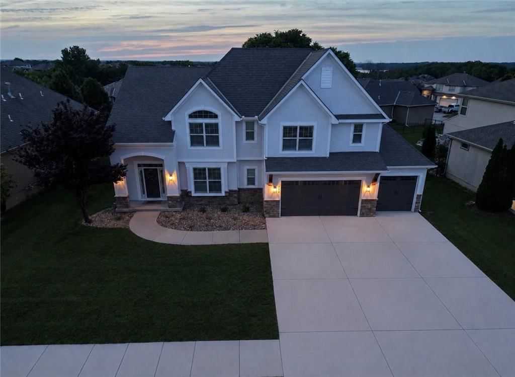 1854 NE Park Ridge Drive — photo 42