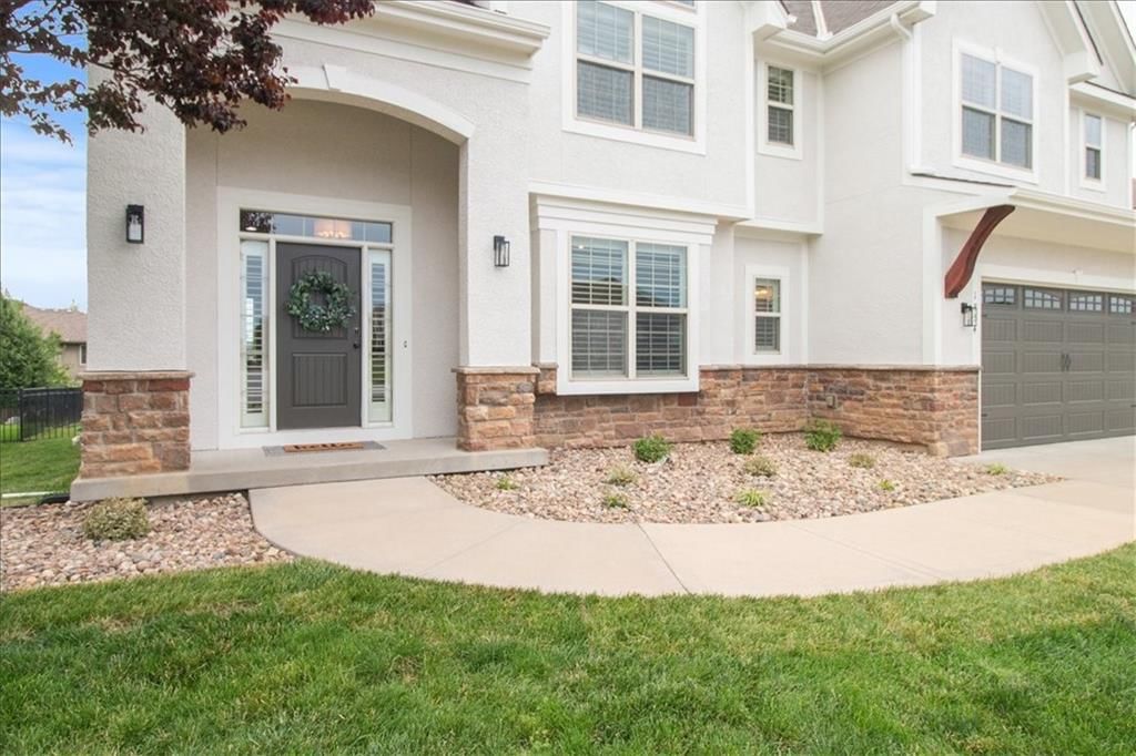 1854 NE Park Ridge Drive — photo 43