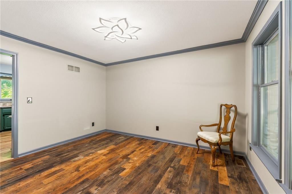 8714 N Troost Avenue — photo 16
