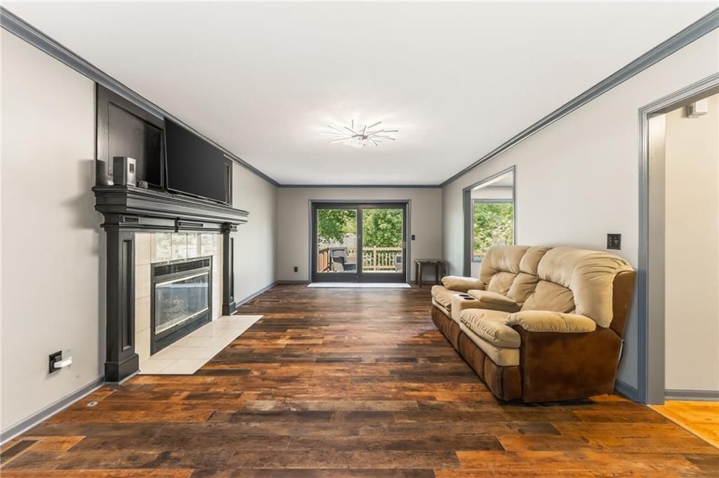 8714 N Troost Avenue — photo 19