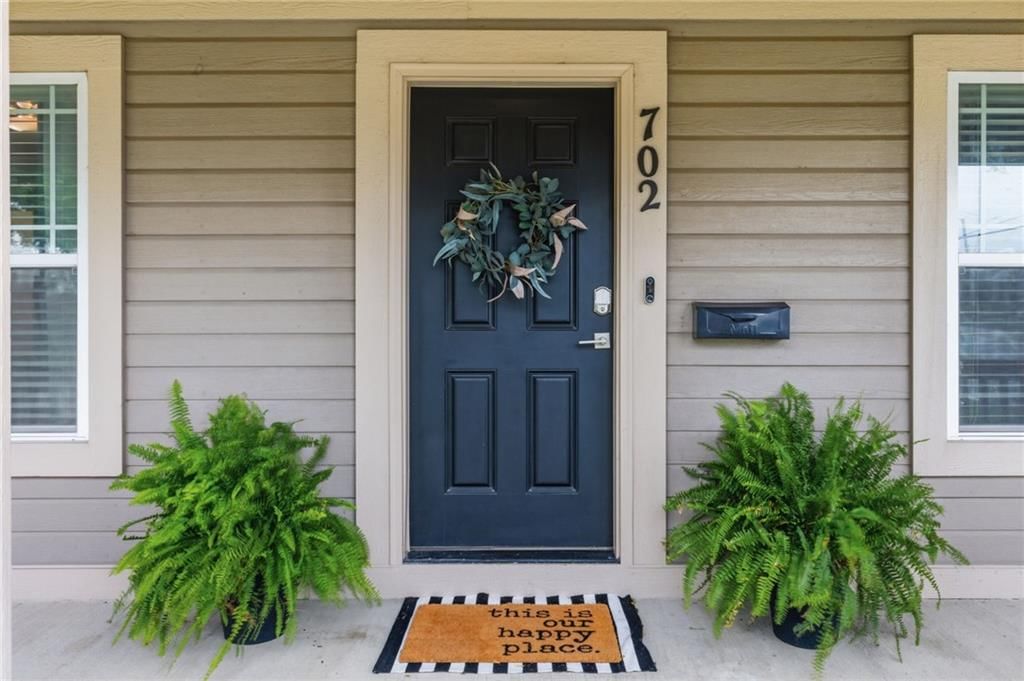 702 Everett Avenue — photo 4