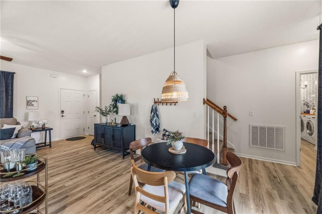 702 Everett Avenue — photo 23