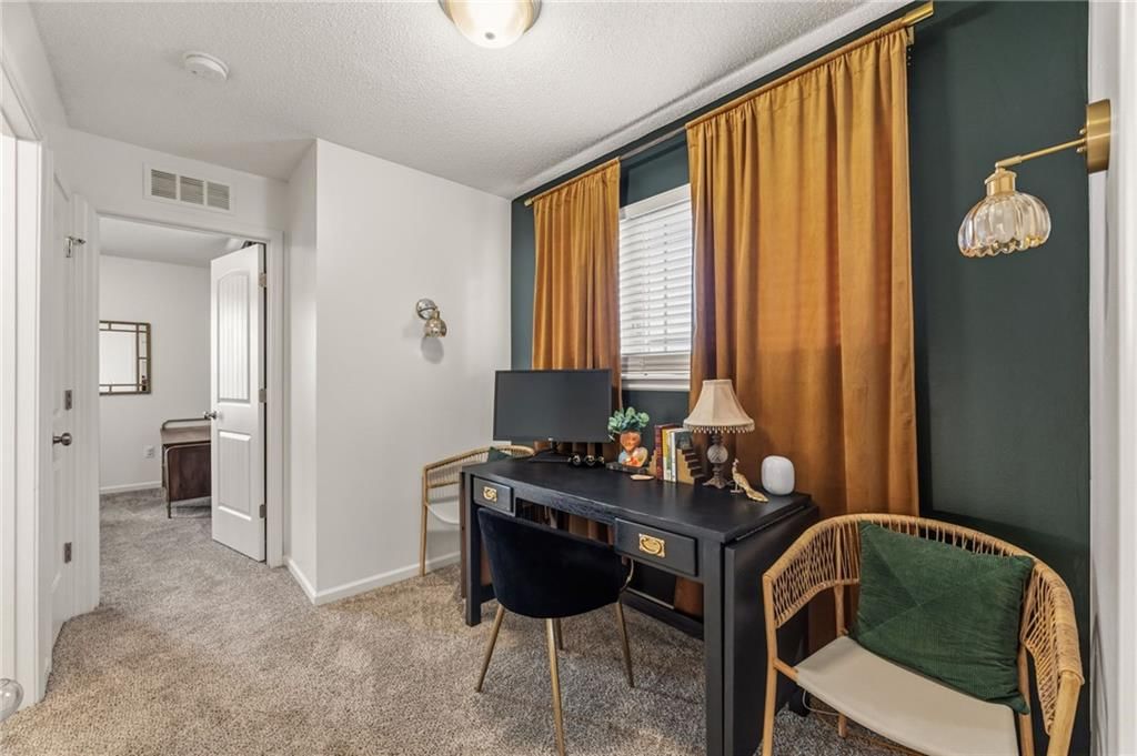 702 Everett Avenue — photo 35