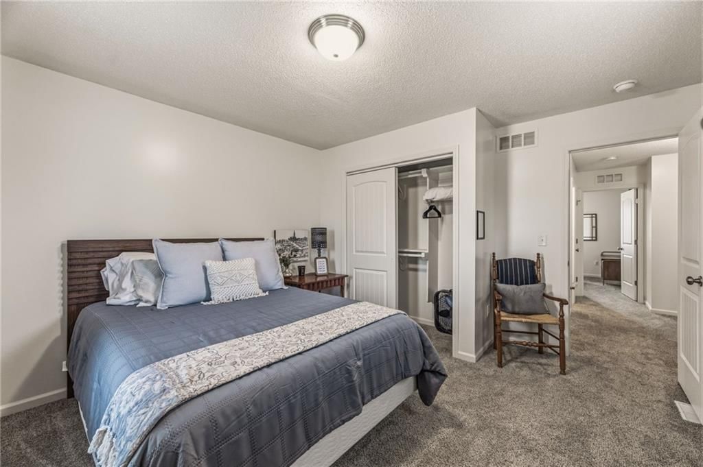 702 Everett Avenue — photo 42