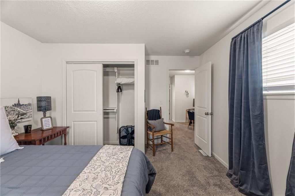 702 Everett Avenue — photo 43