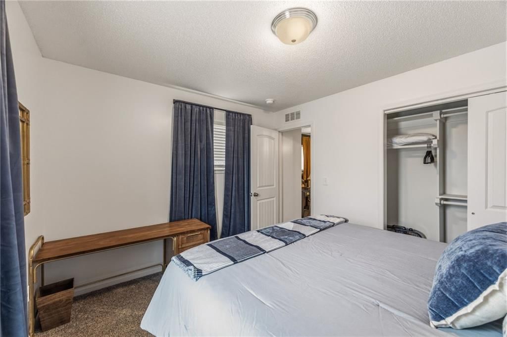 702 Everett Avenue — photo 47