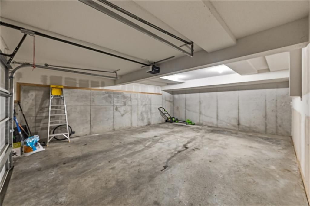 702 Everett Avenue — photo 53