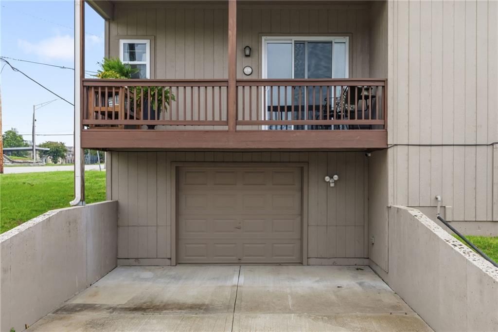 702 Everett Avenue — photo 61