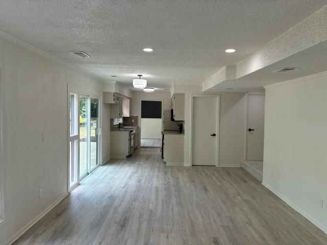 6807 Lakeshore Drive — photo 19