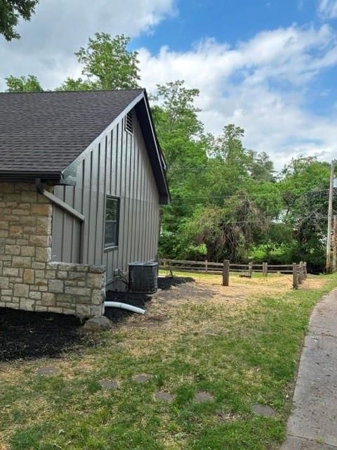 6807 Lakeshore Drive — photo 59
