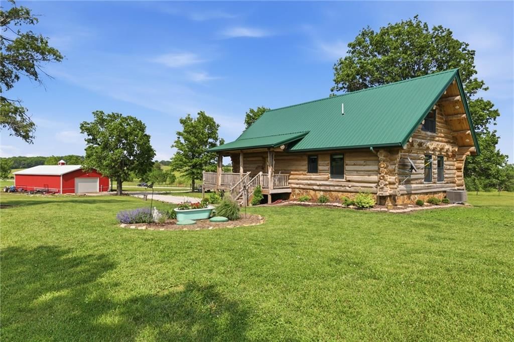 22948 Spooncreek Road — photo 3