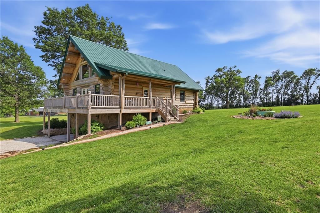 22948 Spooncreek Road — photo 4