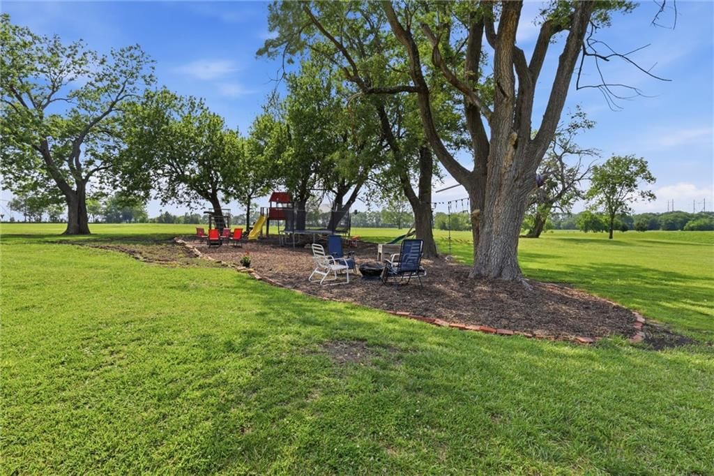 22948 Spooncreek Road — photo 45