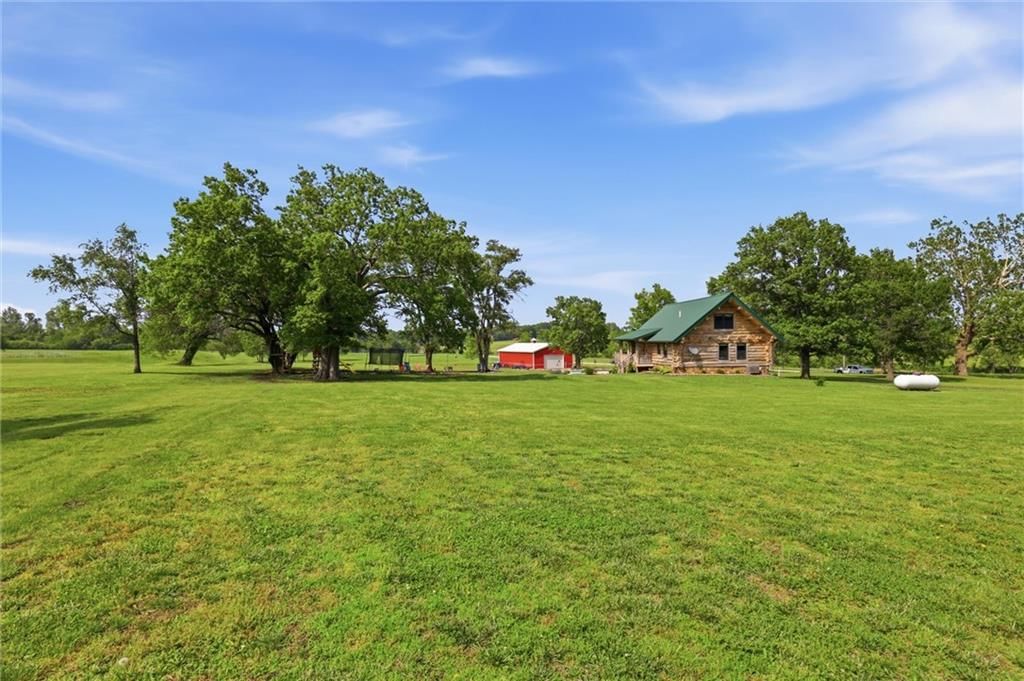 22948 Spooncreek Road — photo 46