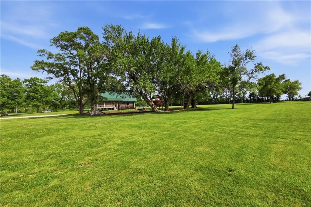 22948 Spooncreek Road — photo 47