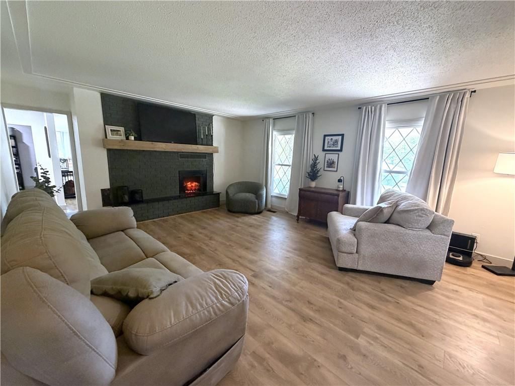 1601 Maple Street — photo 9