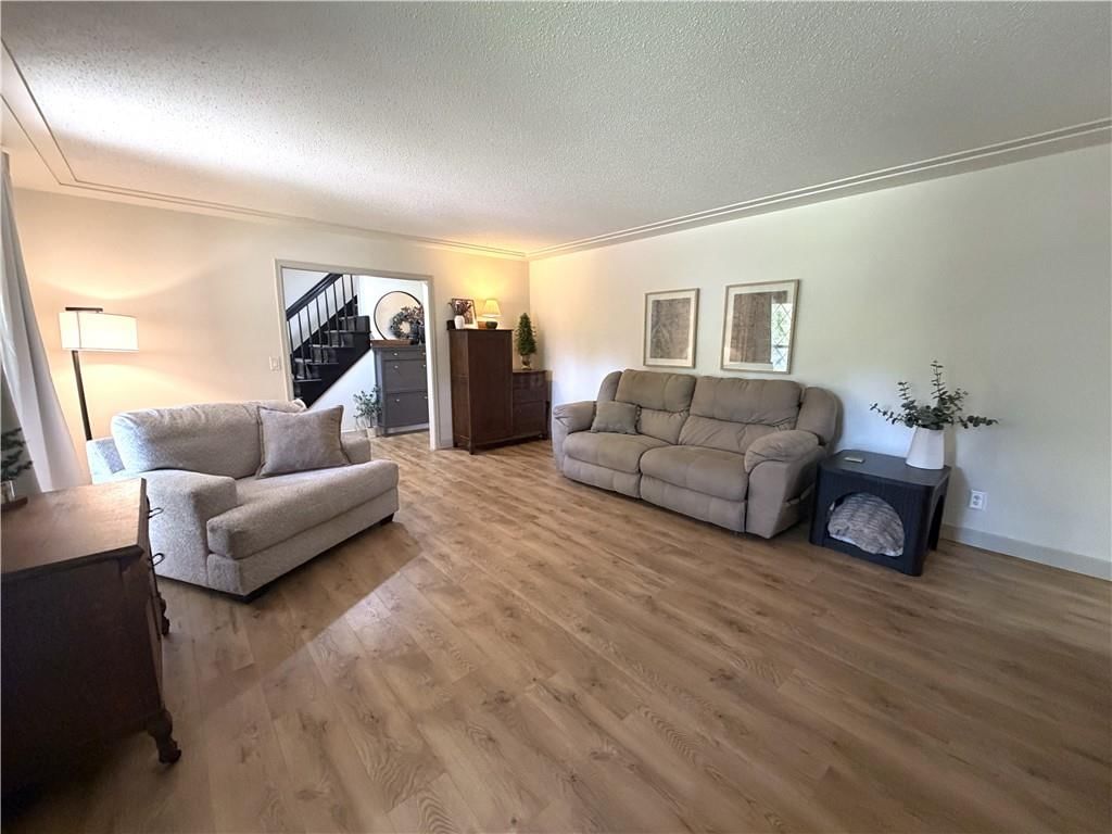 1601 Maple Street — photo 10