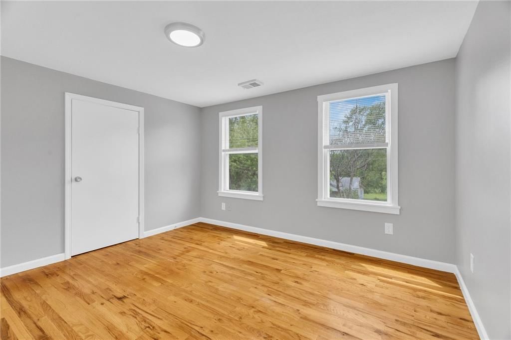 6605 N Edison Avenue — photo 8