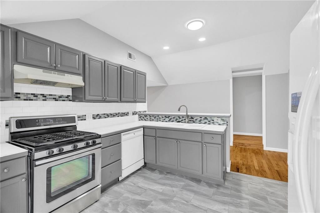 6605 N Edison Avenue — photo 13