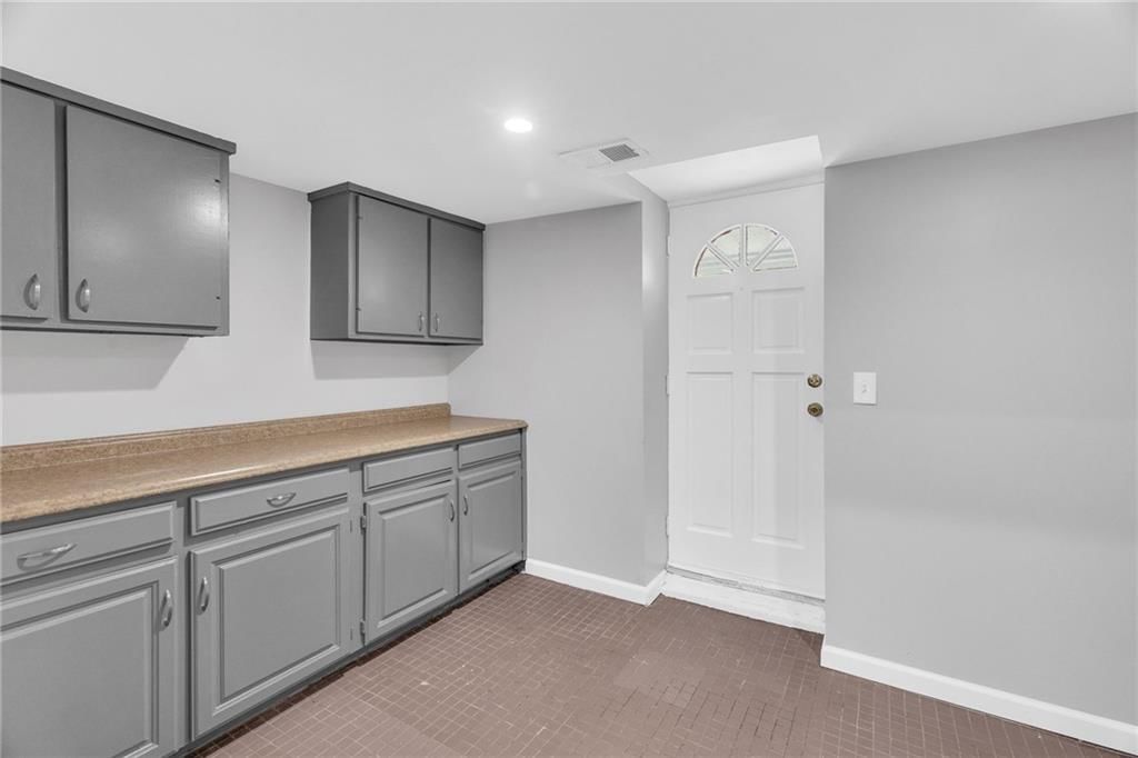 6605 N Edison Avenue — photo 19