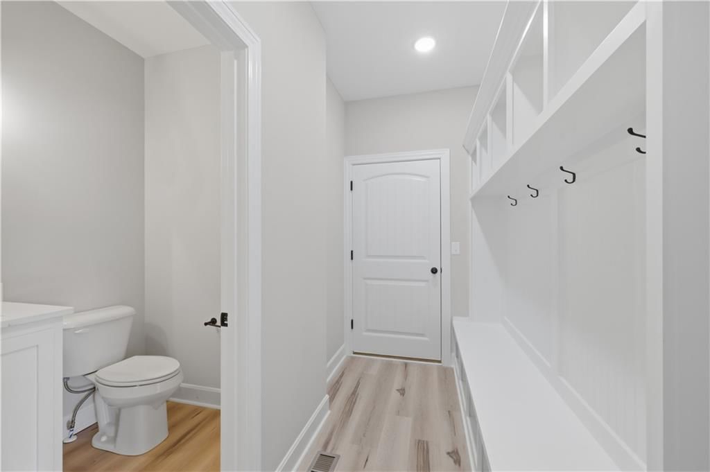 77 Lakeway Lane — photo 22