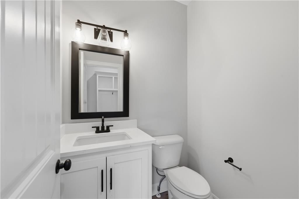 77 Lakeway Lane — photo 23