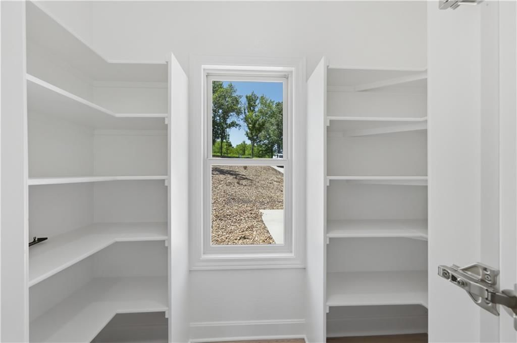77 Lakeway Lane — photo 30