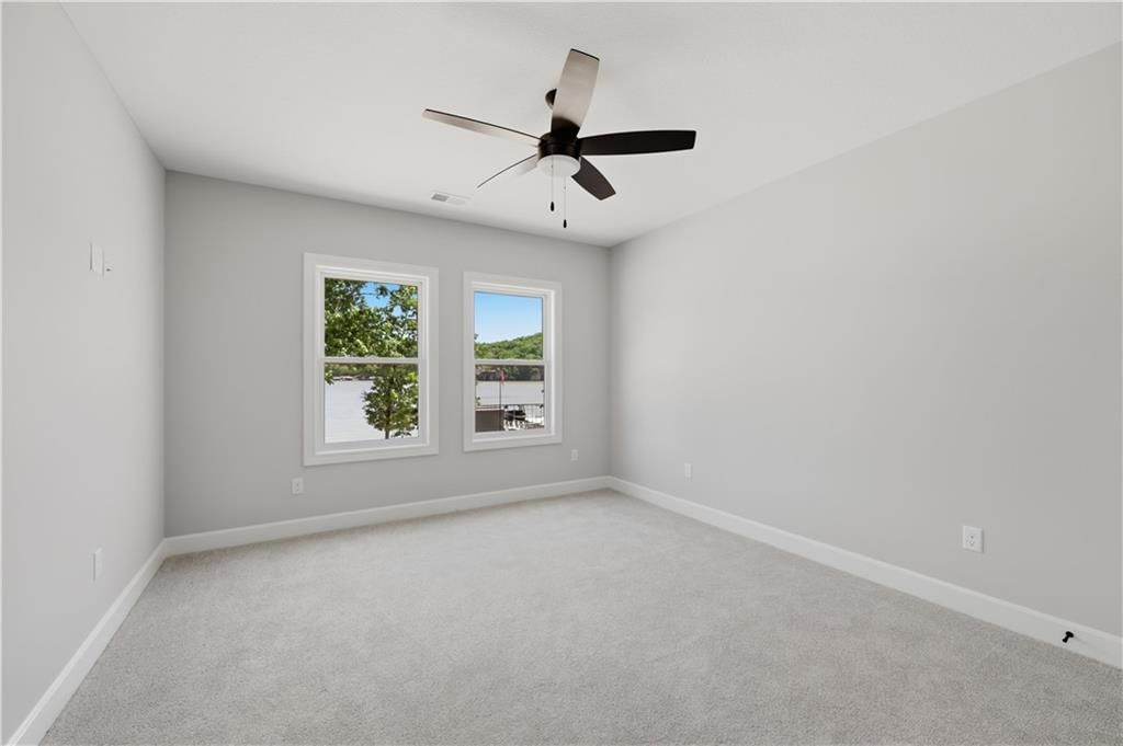 77 Lakeway Lane — photo 41