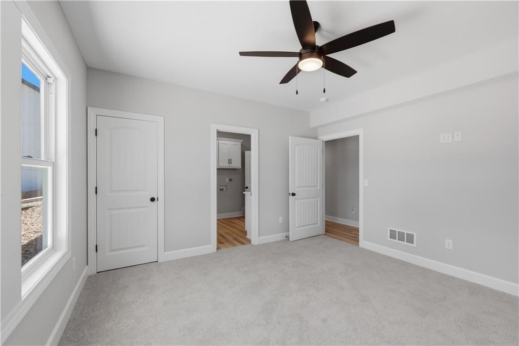 77 Lakeway Lane — photo 45