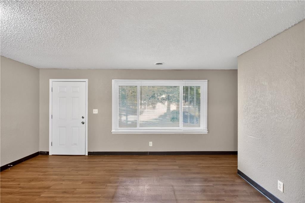 1650 N 44th Street — photo 11