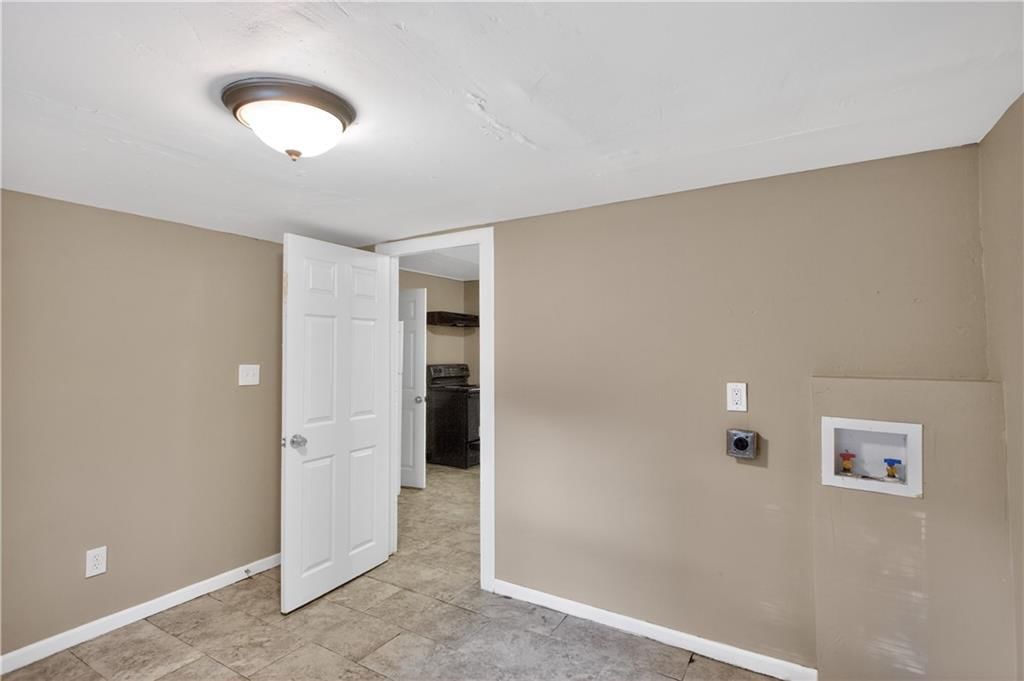 1650 N 44th Street — photo 25