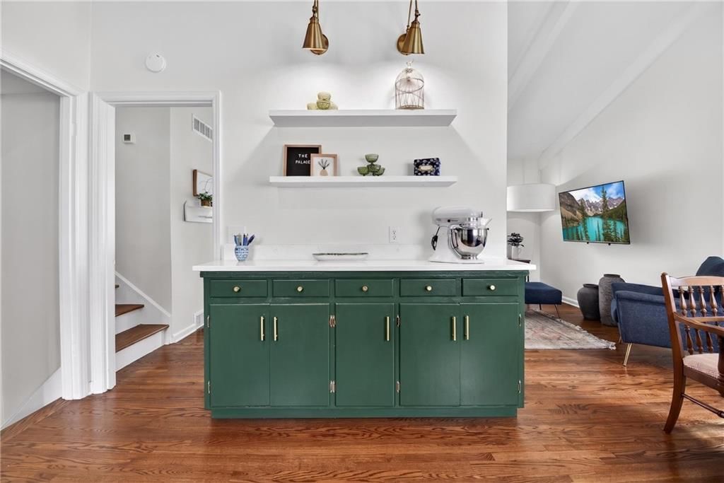 5015 N Kensington Avenue — photo 17