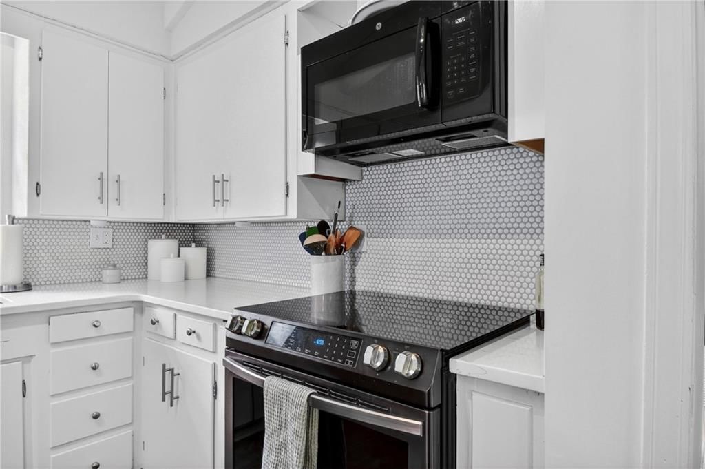 5015 N Kensington Avenue — photo 20