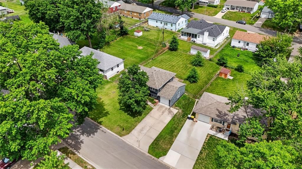 5015 N Kensington Avenue — photo 43
