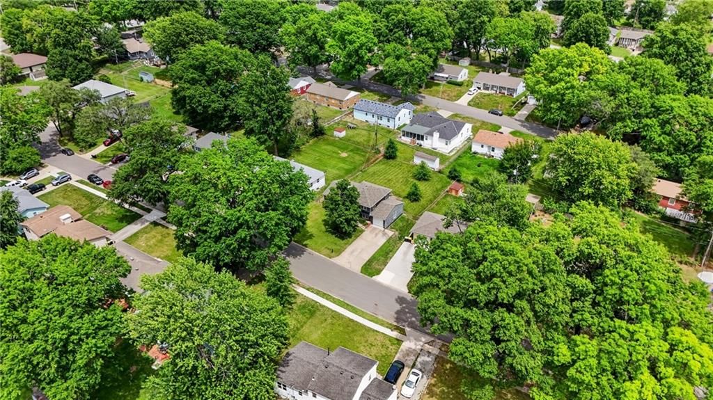 5015 N Kensington Avenue — photo 44