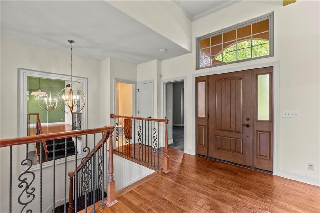11708 DELAVAN Avenue — photo 7