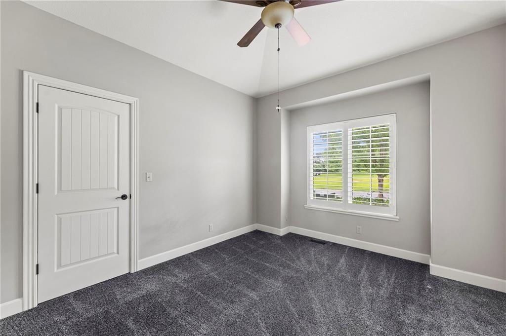 11708 DELAVAN Avenue — photo 27