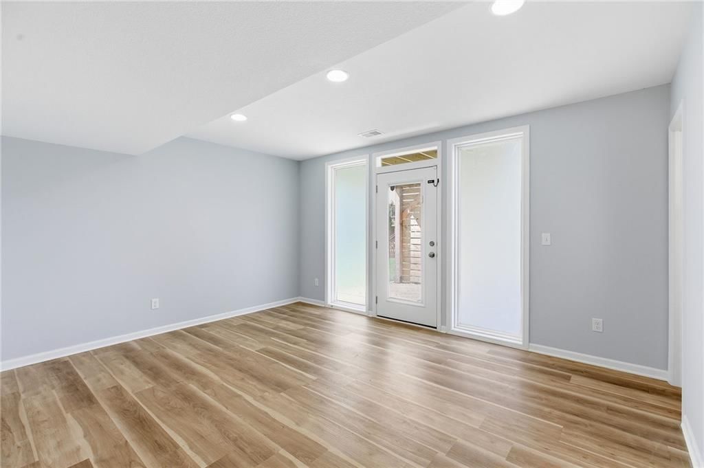 12301 S Burr Oak Circle — photo 33