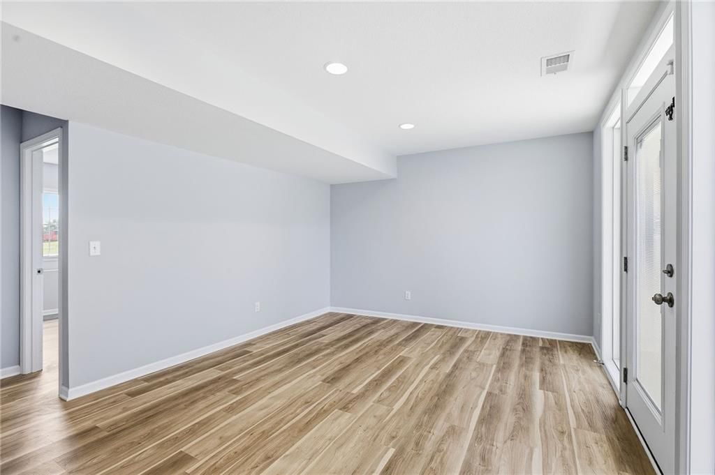 12301 S Burr Oak Circle — photo 36