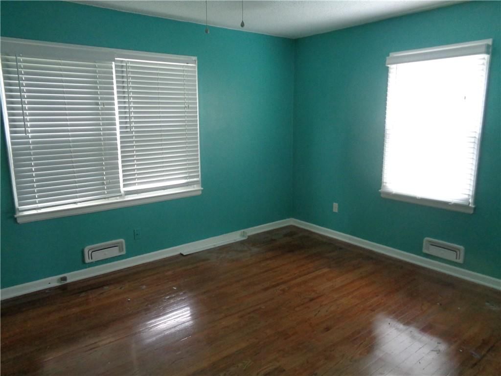 1800 S Northern Boulevard — photo 17