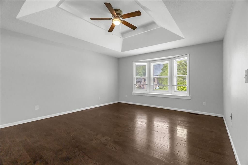 15901 Oakland Avenue — photo 3