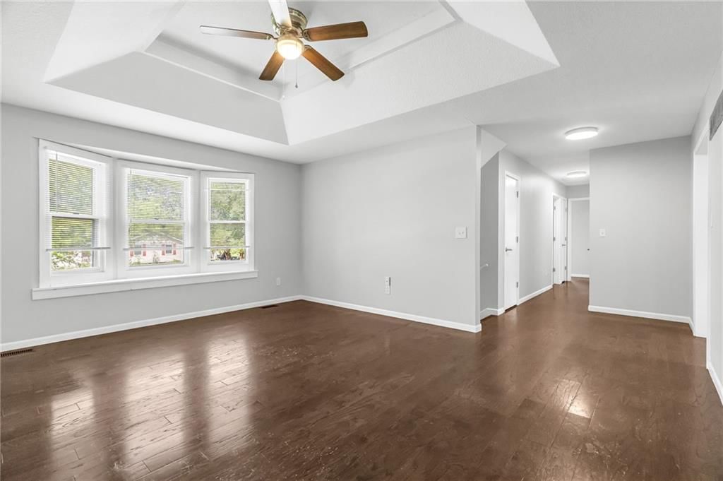15901 Oakland Avenue — photo 6